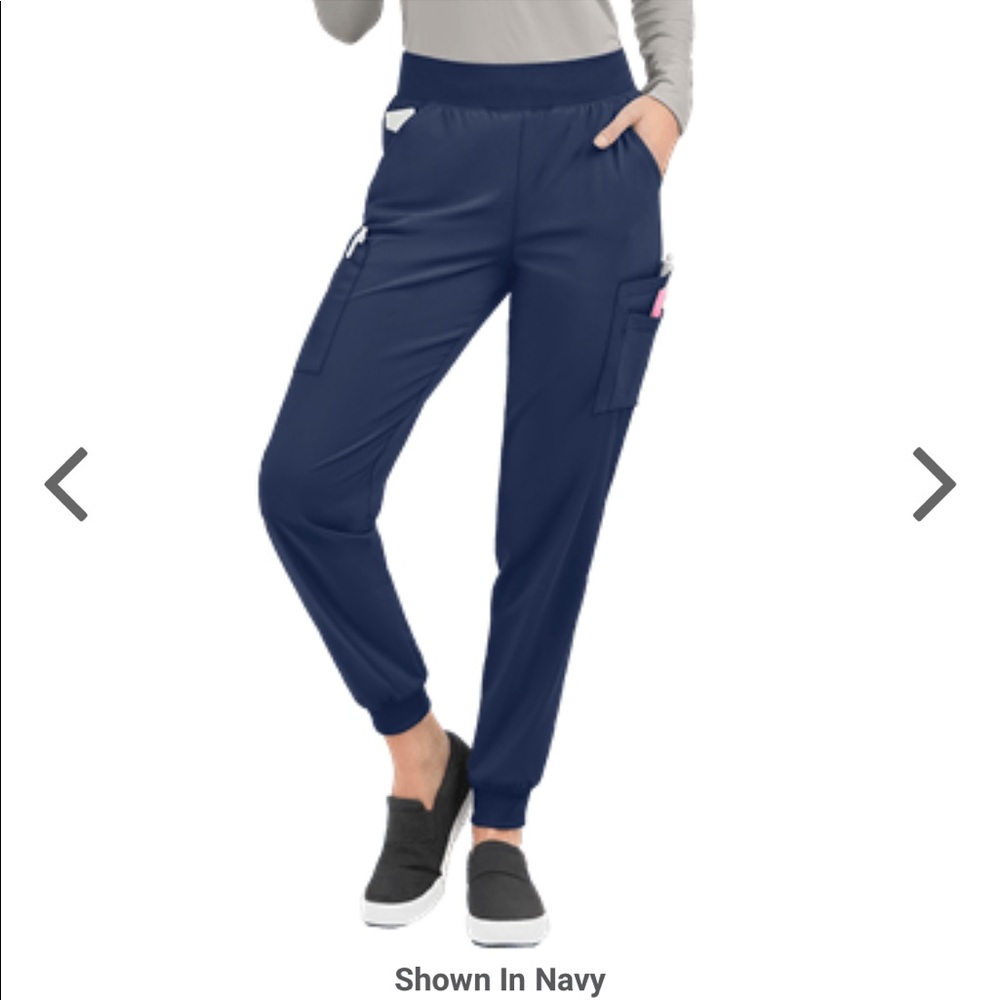 NWT easy stretch by ButterSoft Jogger scrubs